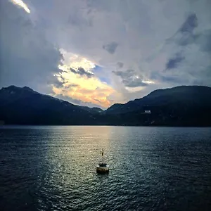 Apartamento Miralago Casa Vacanze, Mandello del Lario
